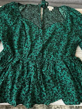 Ava & Viv Black and Teal Smocked Floral Peplum Top